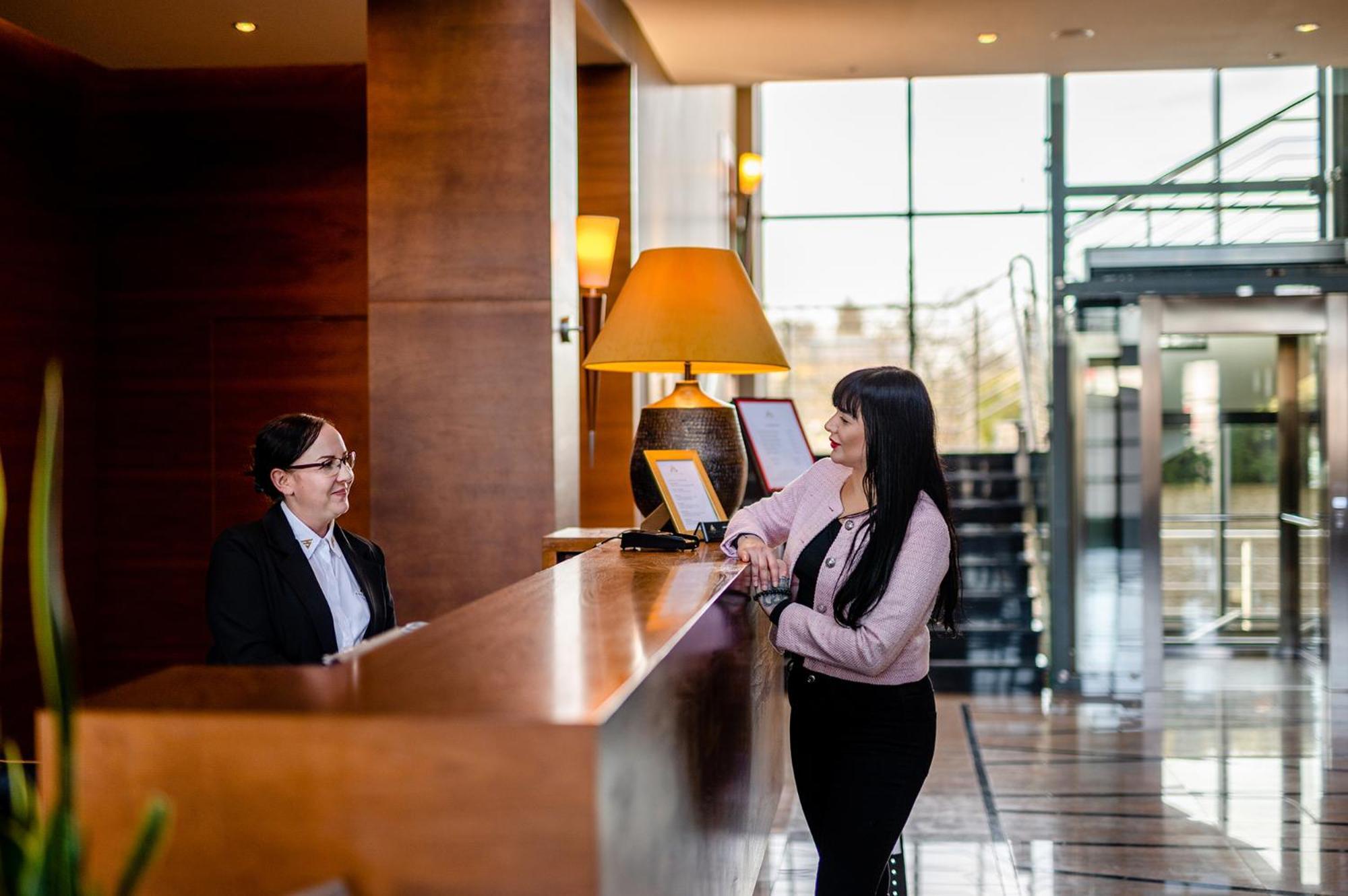 Hotel Alhar Lubliniec Zewnętrze zdjęcie